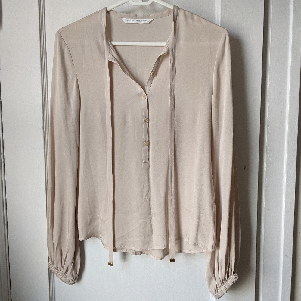 Diane Von Furstenberg silk blouse